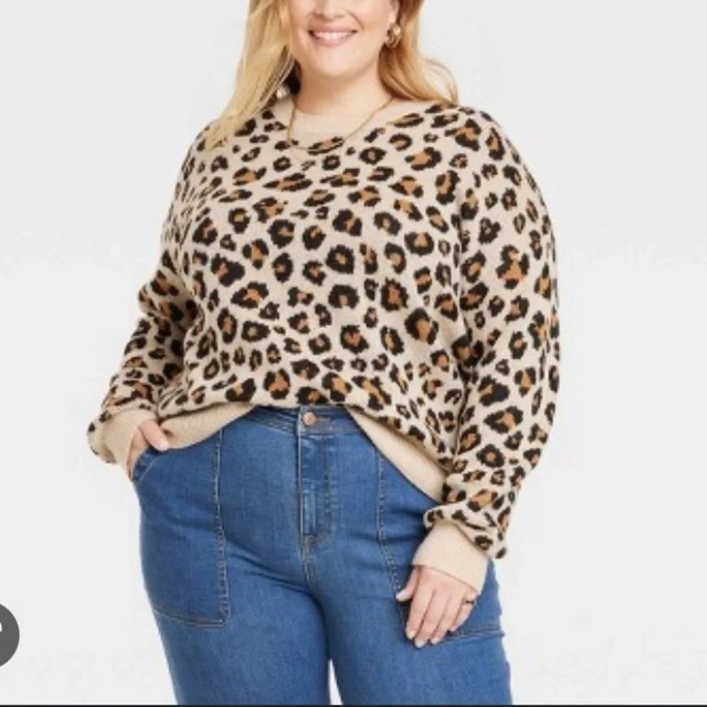 (2X)- Knox Rose Women's Plus Size Crewneck Sweater - Leopard Print